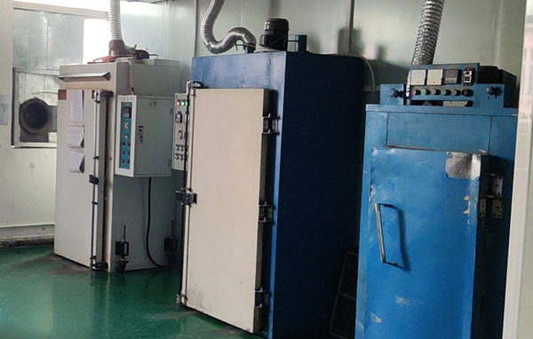 Silicone rubber injection molding