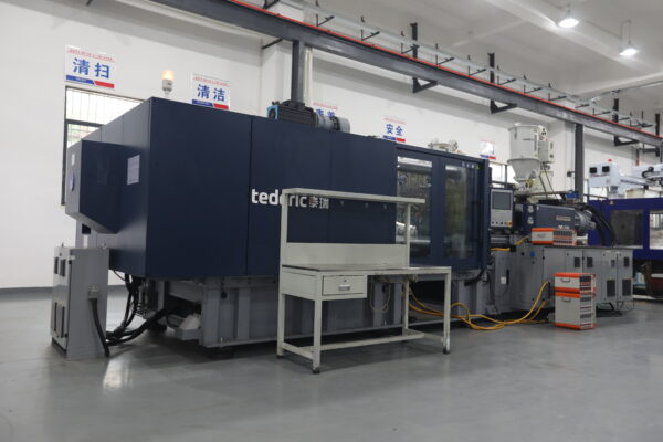 maxwise 3K injection molding machine maxwise-3K-injection-molding-machine-scaled.jpg