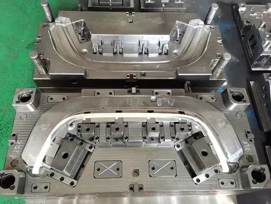 Automative mold