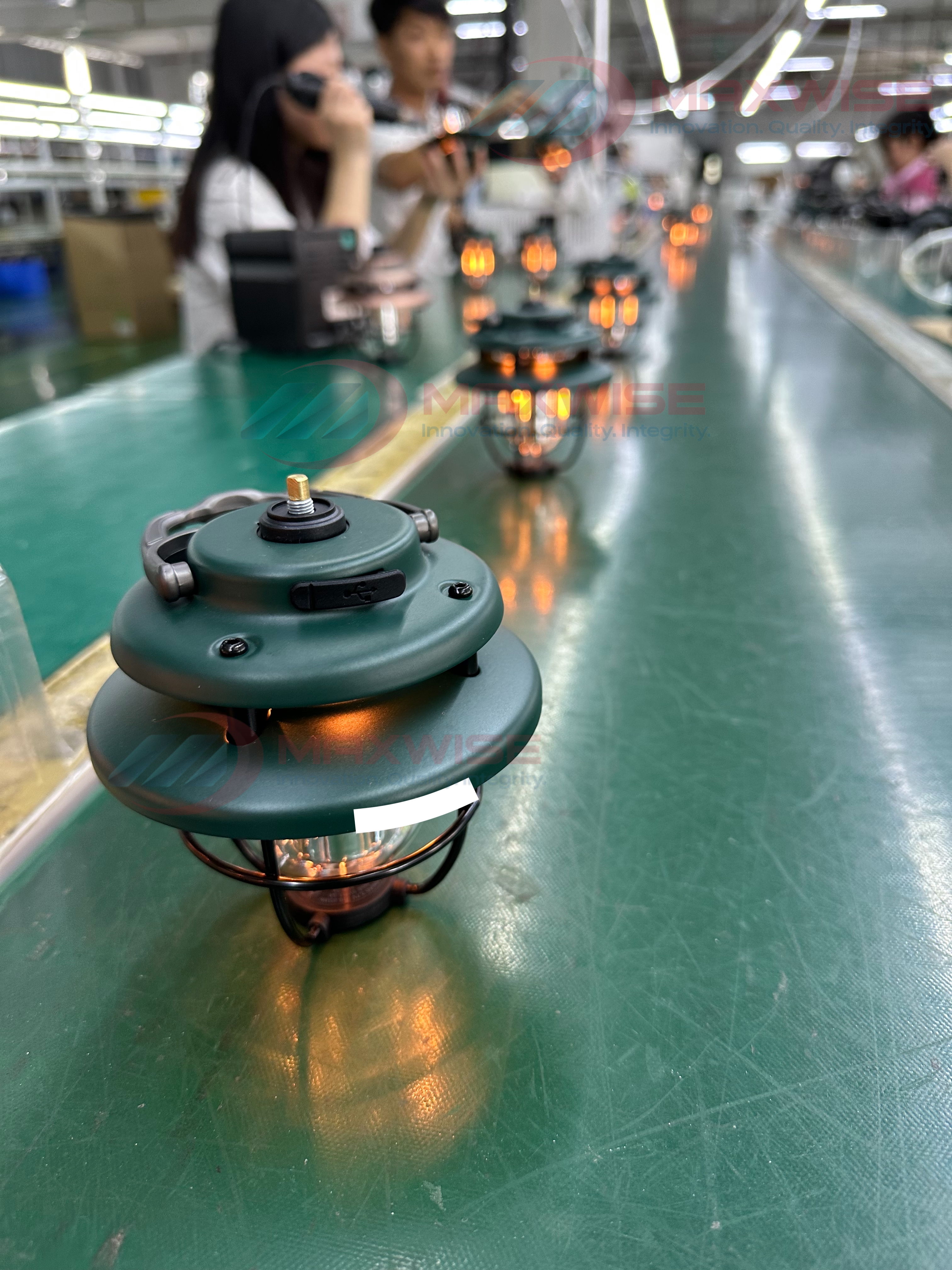assembly line maxwise